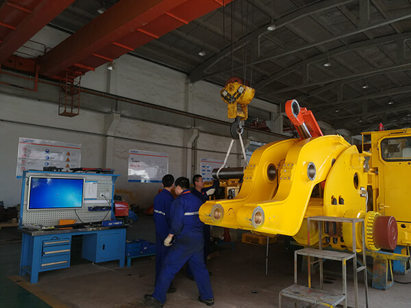 Ստորգետնյա հանքարդյունաբերության բեռնատար